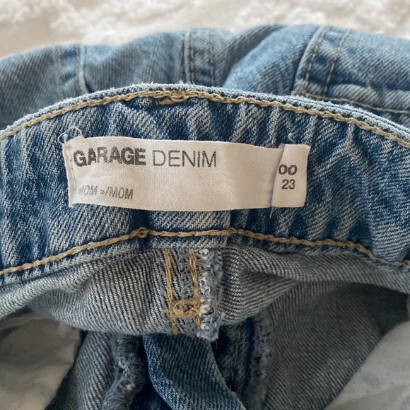 Garage Mom Jeans - Picture 2 of 2